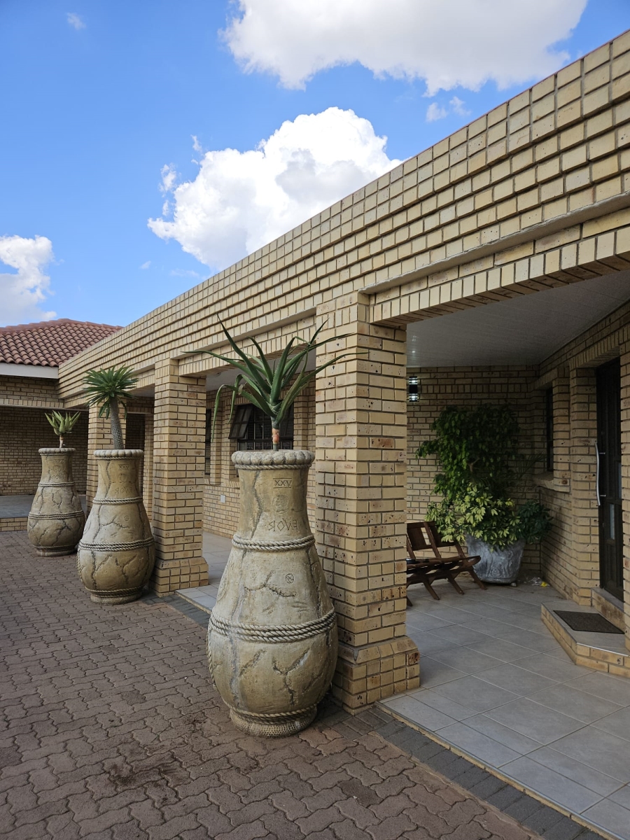3 Bedroom Property for Sale in Jan Cillierspark Free State
